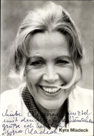 CPA Schauspielerin Kyra Mladek, Portrait, Autogramm - Actors