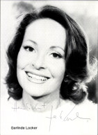 CPA Schauspielerin Gerlinde Locker, Portrait, Autogramm - Acteurs