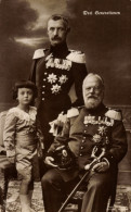 CPA Drei Generationen, Roi Ludwig III. Von Bayern, Kronprinz Rupprecht, Erbprinz Luitpold, NPG 5002 - Familles Royales