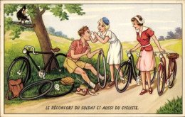 CPA Mann Flickt Reifen Von Einem Fahrrad, Frau Wischt Ihm Den Schweiß Ab - Autres & Non Classés