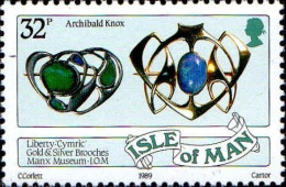 Man Poste N** Yv:391 Mi:395 Cymric Gold & Silver Brooches - Isle Of Man