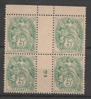 LEVANT - 1902 - N°YT. 13 - Type Blanc 5c Vert - Bloc De 4 Millésimé - Neuf Luxe** / MNH - Unused Stamps