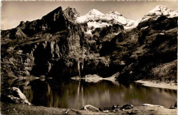 Am Spiegelklaren Oeschinensee Bei Kandersteg (185) * 14. 9. 1947 - Kandersteg