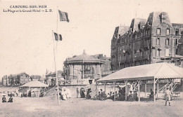 14 - CABOURG Sur MER - La Plage Et Le Grand Hotel - Cabourg