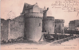 44 - NANTES - L'entrée Du Chateau - Nantes