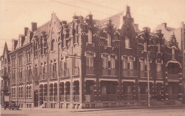 MIDDELKERKE - Institut De La Providence - Rue De Smet De Nayer Et Avenue Leopold  - Middelkerke