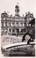 69 - LYON - Place Des Terreaux - Hotel De Ville Et Fontaine Bartholdi - Other & Unclassified