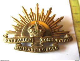 LADE B  - 20-10- Badge Australian Commonwealth Military Forces - Armée De Terre