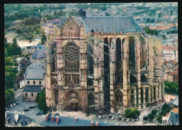 CSPM / CPM 10.5 X 15 Oise BEAUVAIS Vue Aérienne La Cathédrale - Beauvais