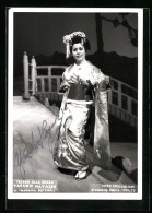 AK Opernsängerin Yasuko Hayashi In Madame Butterfly, Mit Original Autograph  - Oper