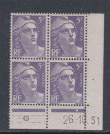 France N° 883 XX  Marianne  Gandon 5 F. Violet En Bloc De 4 Coin Daté Du 26 . 16 . 51 , 1 Point Blanc Sans Cha., TB - 1940-1949