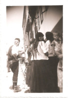 Bosnie-Herzégovine - SARAJEVO - Paysannes - Photographie Ancienne 6,2 X 9 Cm - Voyage En Yougoslavie En 1951 - (photo) - Bosnia Erzegovina