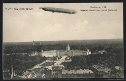AK Karlsruhe I. B., Zeppelin-Luftschiff über Schloss  - Zeppeline