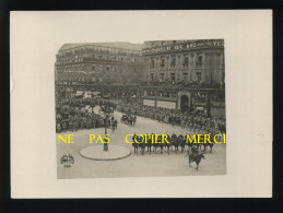 GUERRE 14/18 - PARIS - GARDE D'HONNEUR DEVANT LE CORTEGE DU PRT WILSON PLACE DE L'OPERA - 16 DECEMBRE 1918 - Guerre, Militaire