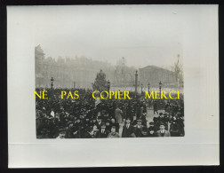 GUERRE 14/18 - PARIS - LA FOULE PLACE DE LA CONCORDE  NOVEMBRE 1918 - Krieg, Militär