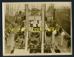 GUERRE 14/18 - BRITISH NAVY  - CONSTRUCTION D'UN BATEAU ANGLAIS - Guerre, Militaire