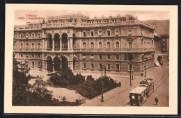 AK Trieste, Palazzo Della Luogotenenza, Strassenbahn  - Tram