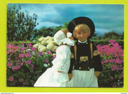 BRETAGNE Folklore Couple D'Enfants En Costume De Cornouaille N°4252 - Costumes