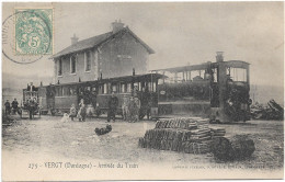 VERGT (DORDOGNE) ARRIVEE DU TRAIN.(CARTE RARE ANIMEE) - Autres & Non Classés