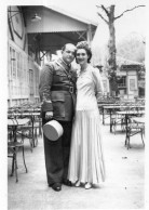 Photographie Photo Vintage Snapshot Robinson Couple Militaire 1940 - Personnes Anonymes