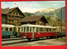 VBC-18 Train En Gare De Gstaad En 1976. AOMC B25 En Démonstration Sur La Ligne MOB  Non Circulé - Gstaad