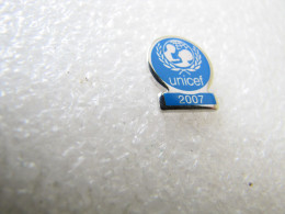 PIN'S    UNICEF   2007 - Associations