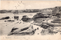 In 6 Languages Read A Story: Biarritz. Vue Générale De La Plage. | Biarritz. General View Of The Beach. - Biarritz