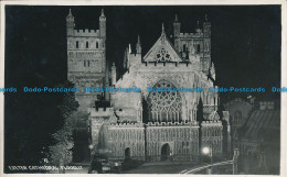 R167255 Exeter Cathedral. Floodlit - Monde