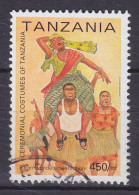 Tanzania 2002 Mi. 4061, 450 Sh Ceremonial Costumes Traditionelle Tanztrachten - Tansania (1964-...)