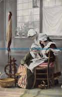 R167375 Women. 1523 1. Postcard - Monde