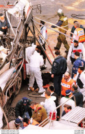 NOUVEL ATTENTAT SUICIDE A LA BOMBE DANS UN AUTOBUS DE LA LIGNE 18 A JERUSALEM 20 MORTS  PHOTO DE PRESSE ANGELI N° 2 - Asia