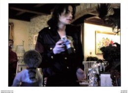 MICHAEL JACKSON NOEL A NEVERLAND 1999 LA STAR ENTOUREE D'ENFANTS N°2 PHOTO DE PRESSE ANONYME - Famous People