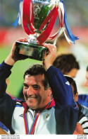 FOOTBALL VICTOIRE DE LA FRANCE SUR L'ITALIE FINALE EURO 2000 A ROTTERDAM N° 7 PHOTO DE PRESSE ANGELI - Sporten