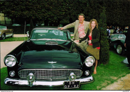 THUNDERBIRD 1956 DE MARILYN MONROE FLORENCE DAREL ET LAMBERT WILSON AU LOUIS VUITTON CLASSIC 2003 PHOTO DE PRESSE ANGELI - Automobile