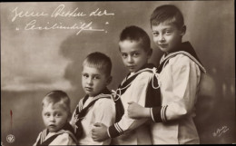 CPA Söhne Des Kronprinzenpaares, Prince Wilhelm, Louis Ferdinand, Hubertus, Friedrich, Cecilienhilfe - Koninklijke Families
