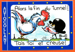 Carte Autocollant EUROPE Humoristique Angleterre COQ Alors La Fin Du Tunnel Anglais Humour Carte Vierge TBE - Humor