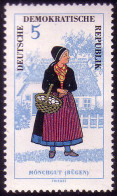 1074 Volkstrachten Mönchgut 5 Pf Frau, ** Postfrisch - Unused Stamps