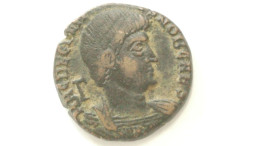 Monnaie Romaine AE  - SEMI 2.0cm/ 4.1g - A IDENTIFIER - Province