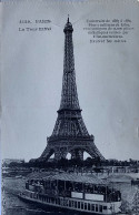 CPA. PARIS, La Tour Eiffel (n°4129) - Tour Eiffel
