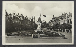 Hungary, Szekszárd, Garai-tér, Janos Garay Statue & Square With National And Red Flags, 1953. - Hongrie