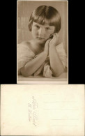 Ansichtskarte  Junges Mädchen - Atelierfoto 1930 - Portretten