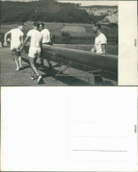 Foto  Sport - Rudern - Auf Dem Weg Zum Wasser 1965 Privatfoto  - Altri & Non Classificati