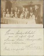 Hochzeitsfeier In Berlin, Wohnung Tafel Gruppenbild 1918 Privatfoto - Hochzeiten