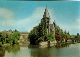 METZ - La Moselle Et Le Temple - Metz