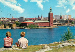 Enfants - Image - Autres - Suède - Sveridge - Stockholm. Stadshuset Frân Sôder Med Hôtorgs-City I Bakgrunden - The City  - Other & Unclassified