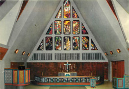 Norvège - Hammerfest - Interior Kirken, Mot Alteret Og Glassmaleriet - Interior Of The Church - Vitraux Religieux - Norg - Noorwegen
