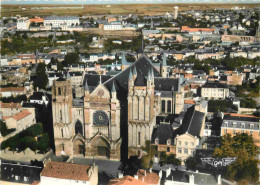86 - Poitiers - Vue Générale Aérienne - Cathédrale Saint Pierre - Mention Photographie Véritable - Carte Dentelée - CPSM - Poitiers