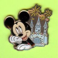 Pin's Disney Mickey Château Feu D'Artifice - 1A24 - Disney