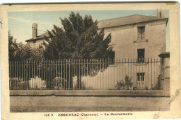 Dép 16 - Gendarmeries - Segonzac - La Gendarmerie - état - Autres & Non Classés