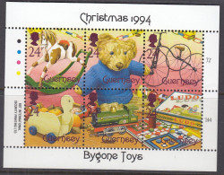 GUERNSEY  650-661, 2 Kleinbogen, Postfrisch **, Weihnachten: Altes Spielzeug, 1994 - Guernesey